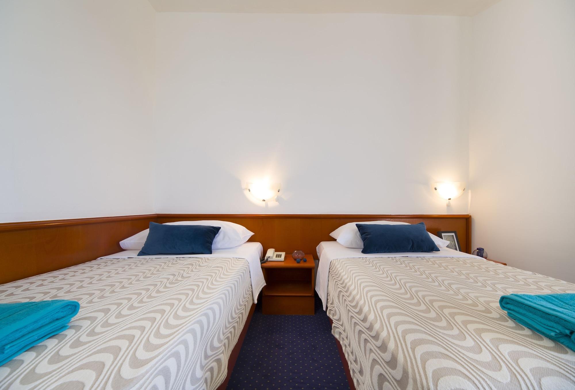 Hotel Laguna Gradac  Eksteriør billede
