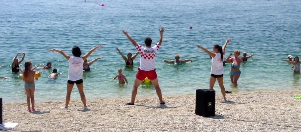 Hotel Laguna Gradac  Eksteriør billede