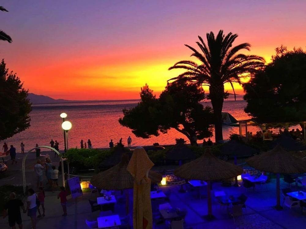 Hotel Laguna Gradac  Eksteriør billede