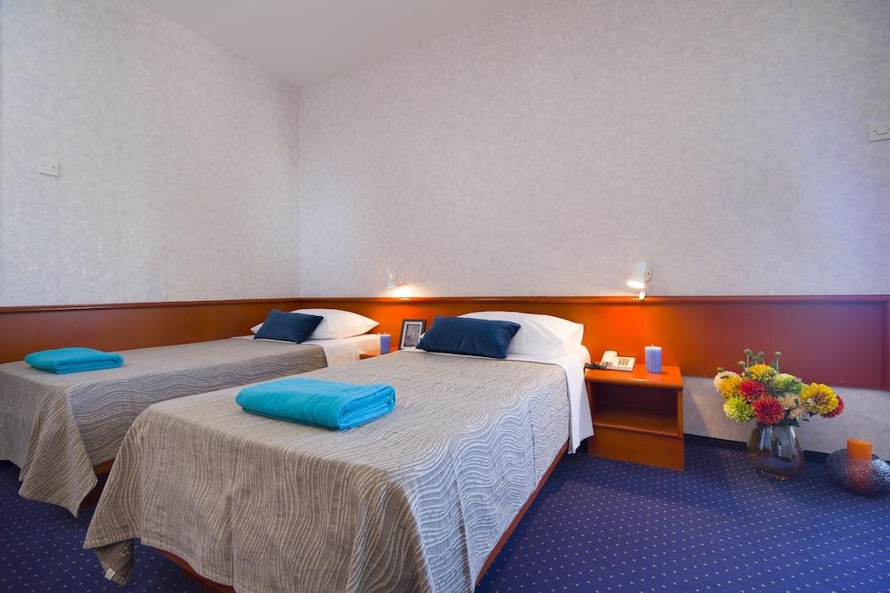 Hotel Laguna Gradac  Eksteriør billede